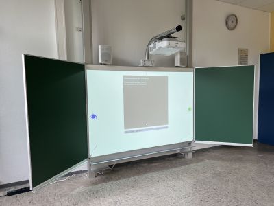 Wir konzipieren und implementieren innovative Medientechnik für Schulen, Universitäten, Fachhochschulen und weitere öffentliche und private Bildungseinrichtungen