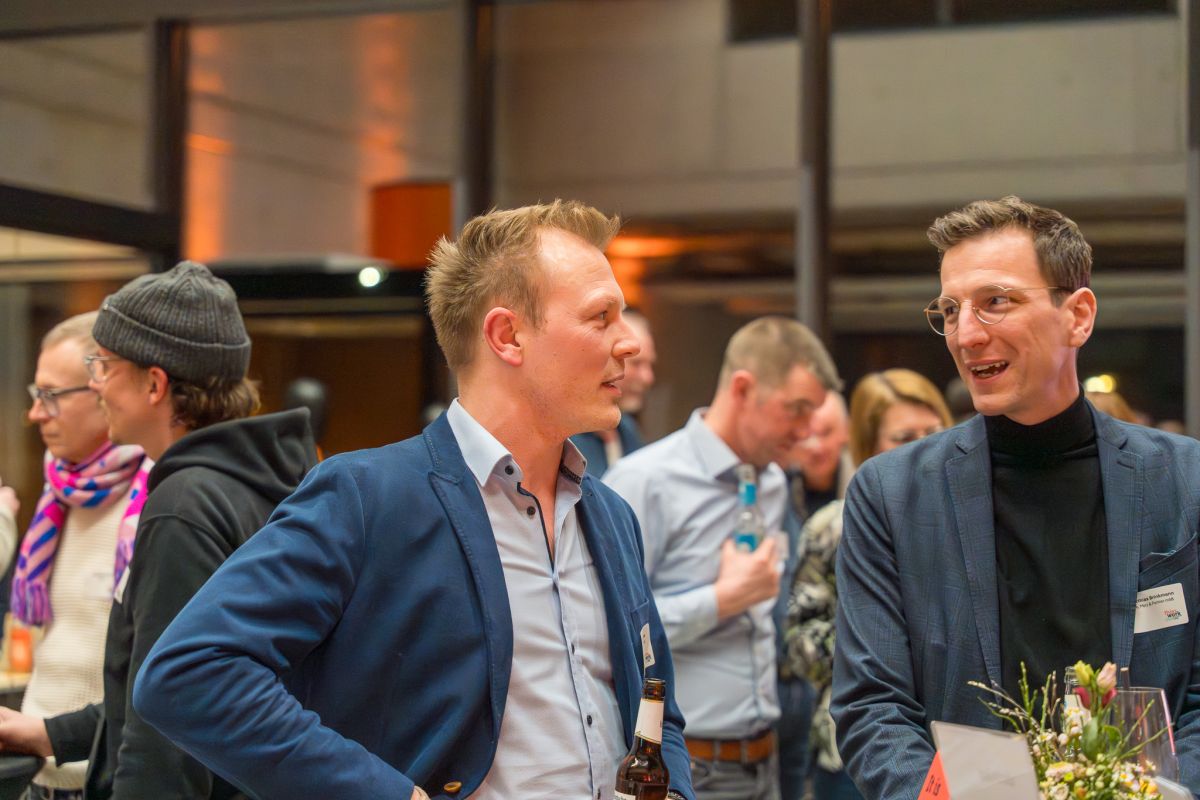 Vertrieb Büro- und Objekteinrichtung