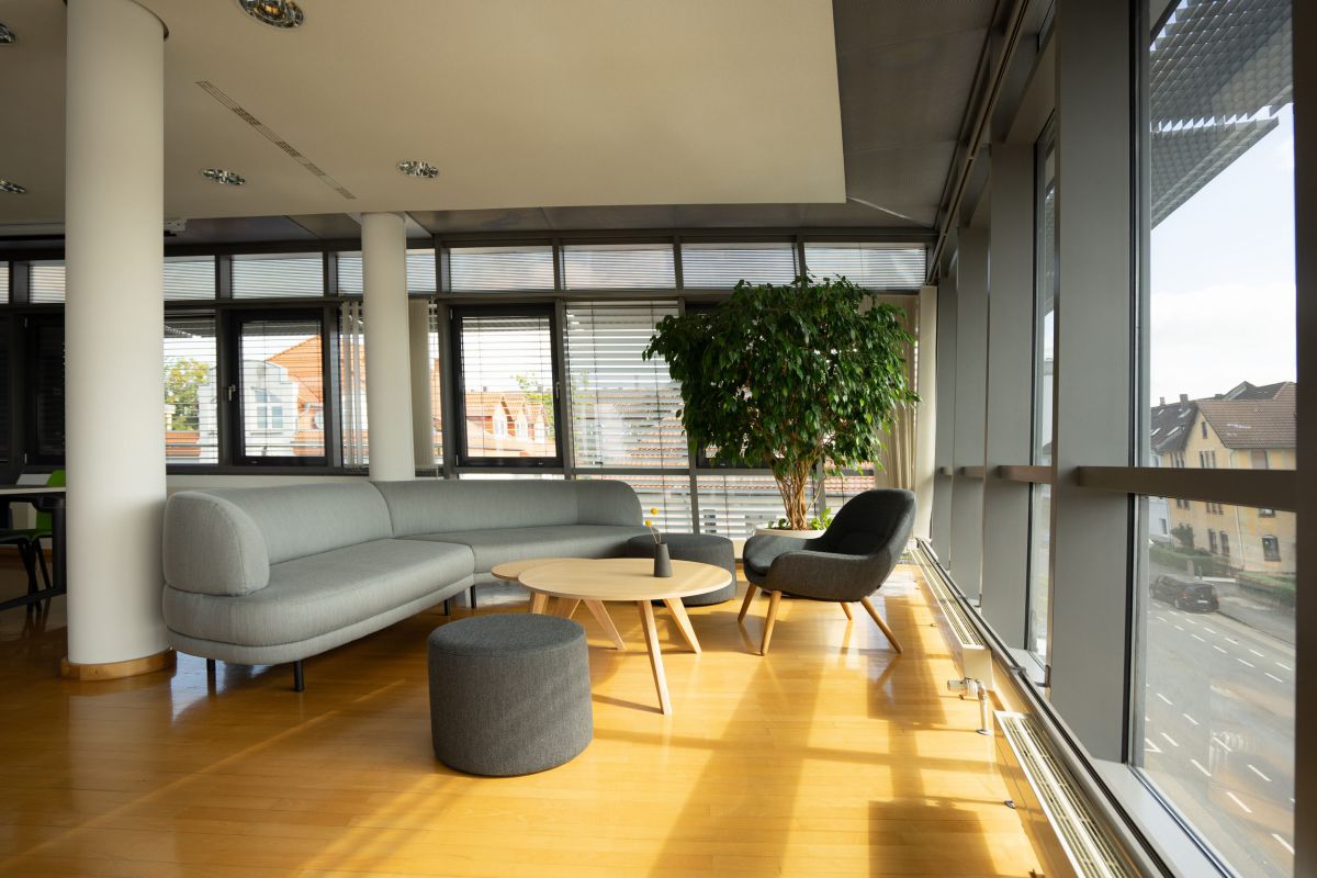 Work-Café mit Lounge Landschaft