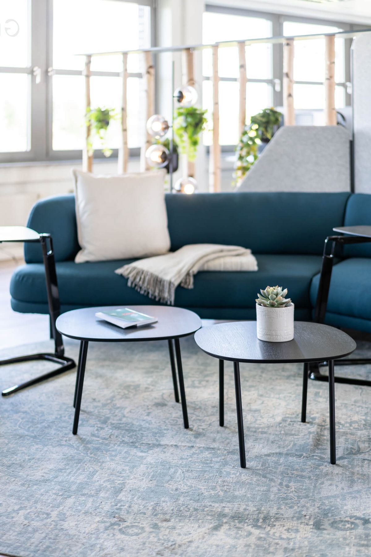 Beistelltische in unterschiedlichen Größen und Designs