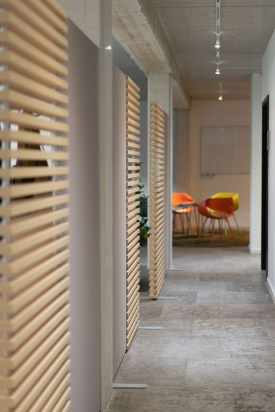 Akustiklösungen in Form von Wandabsorber und Stellwände