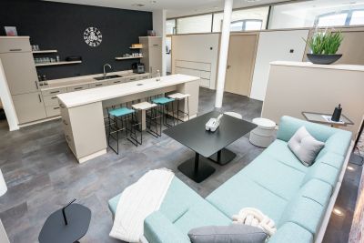 Wohnliche und kreative Bistroküche mit vielseitigen Settings