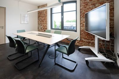 Der moderne Teambereich. Ideen können dank der flexiblen Medientechnik leicht und schnell geteilt werden