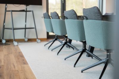 Eine hochwertige Besprechungslösung mit modernster Konferenztechnik