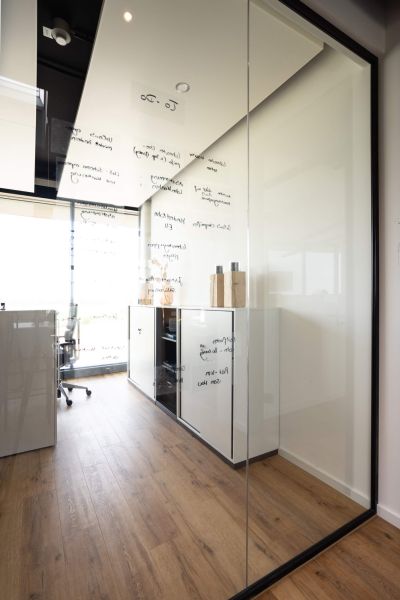 Schiebetürenschrank - Stauraumelement