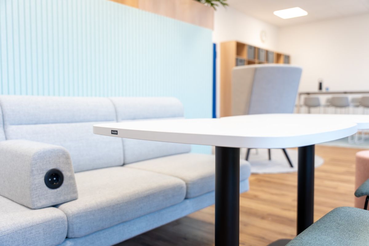 Weiche Stoffe, frische pastellige Farbtöne und natürliche Materialien sorgen für eine angenehme, inspirierende Atmosphäre.