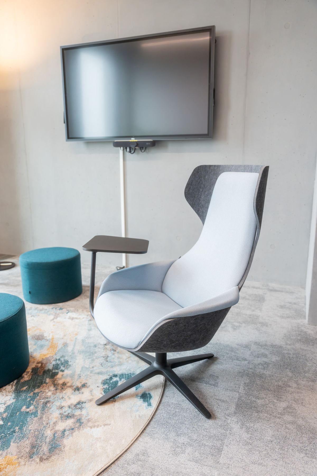 Multifunktionale Arbeitsumgebung mit Wohlfühlcharakter