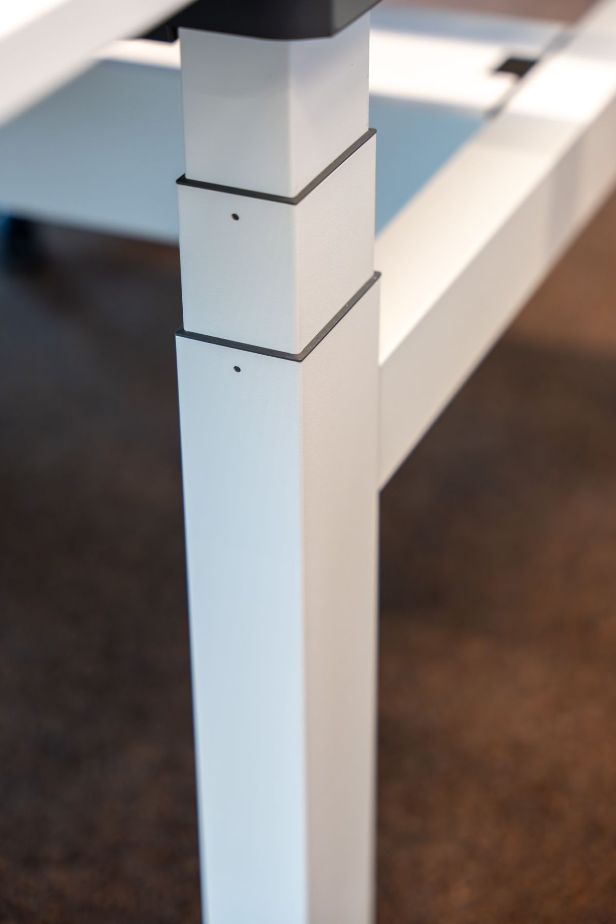 Der höhenverstellbare Arbeitsplatz bietet ein Höchstmaß an Flexibilität